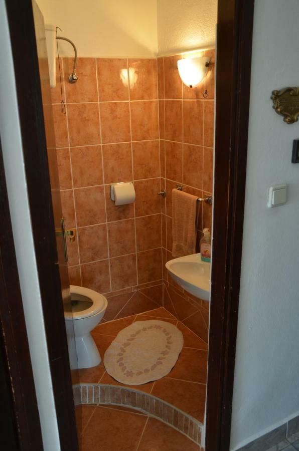 Paklenica Josipa Apartment *